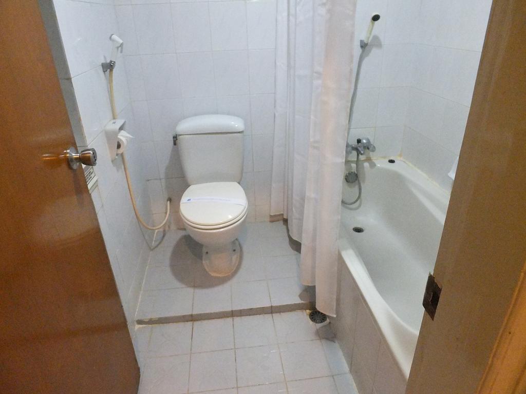 Jepara Indah Hotel Værelse billede