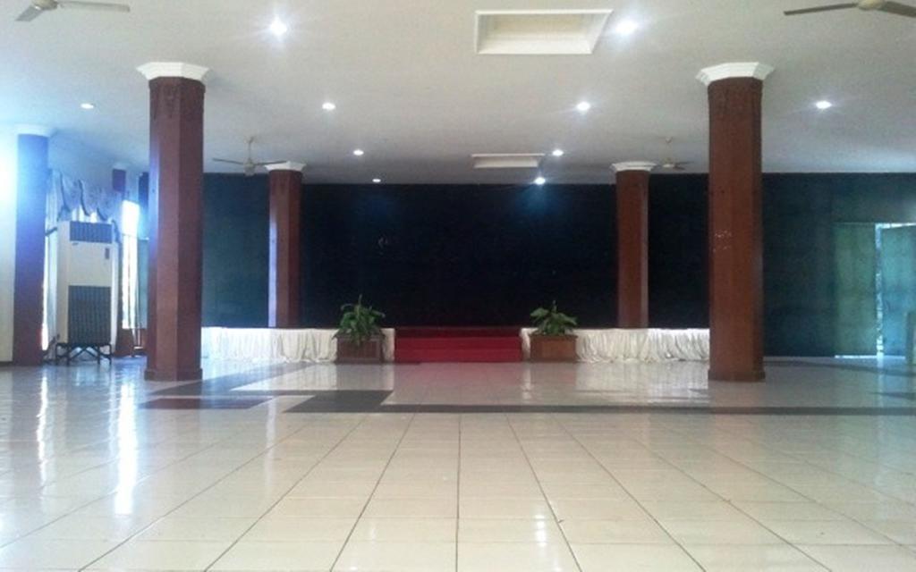 Jepara Indah Hotel Eksteriør billede