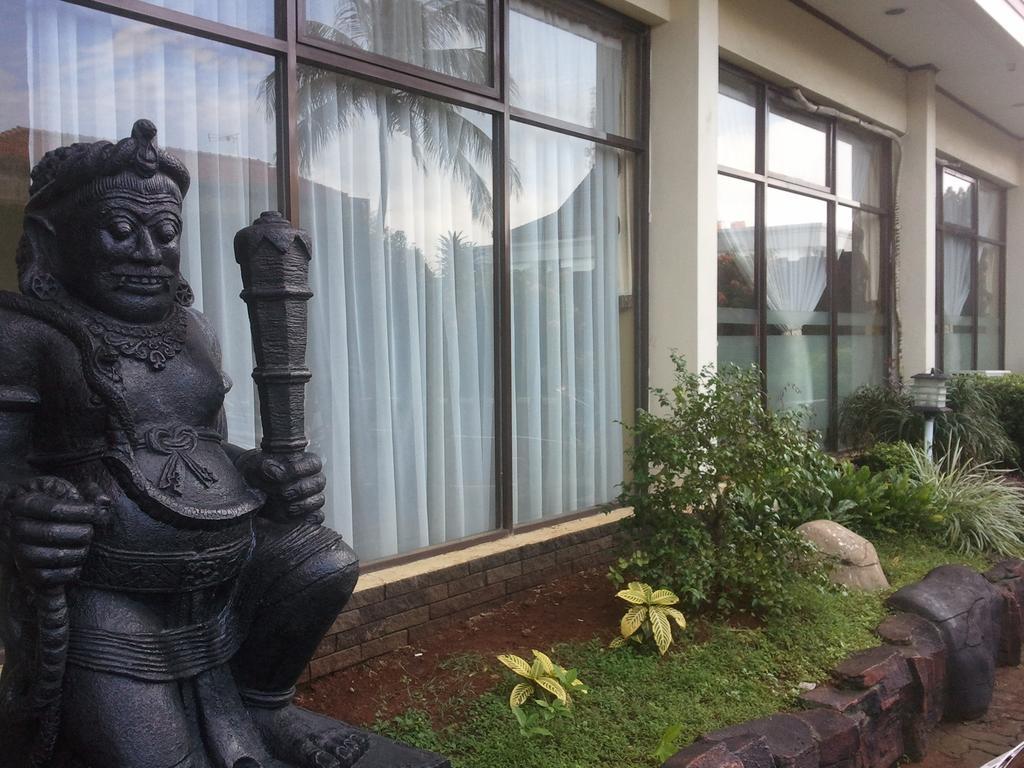 Jepara Indah Hotel Eksteriør billede