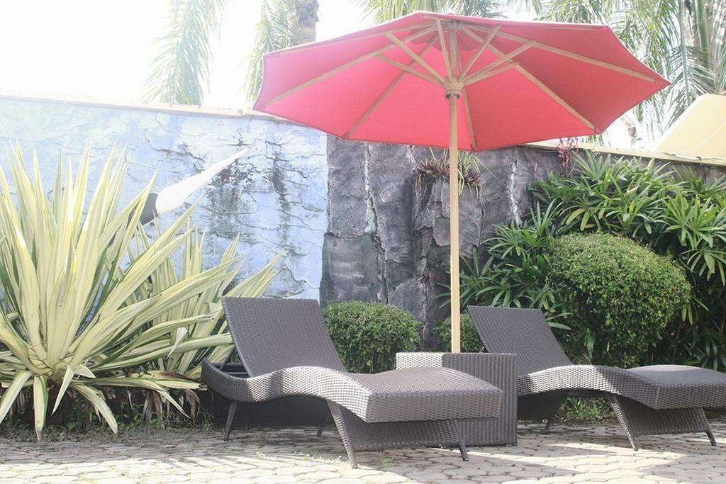 Jepara Indah Hotel Eksteriør billede